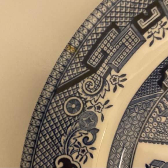 Vintage (1980s) Churchill China Blue Willow 10" diameter plate - Picture 4 of 11